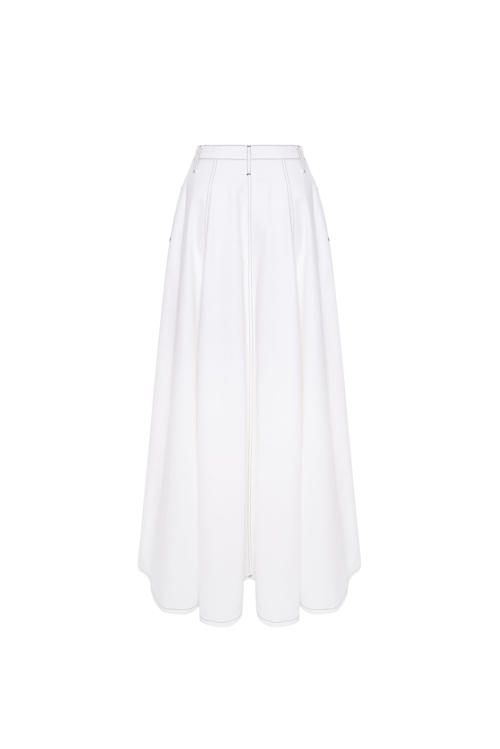 The white lotus - Image 8